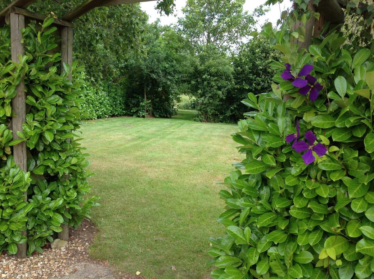 The Oak Lodge, Clematis Cottages, Stamford Exterior foto